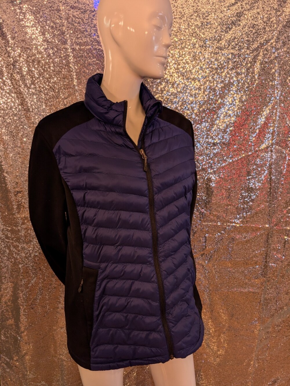 32 Degrees Blue & Black Lightweight Puffer Softshell Hybrid Jacket – Size XL